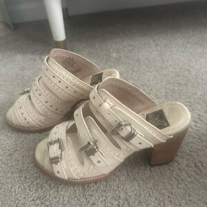 Freebird Caitlyn’s